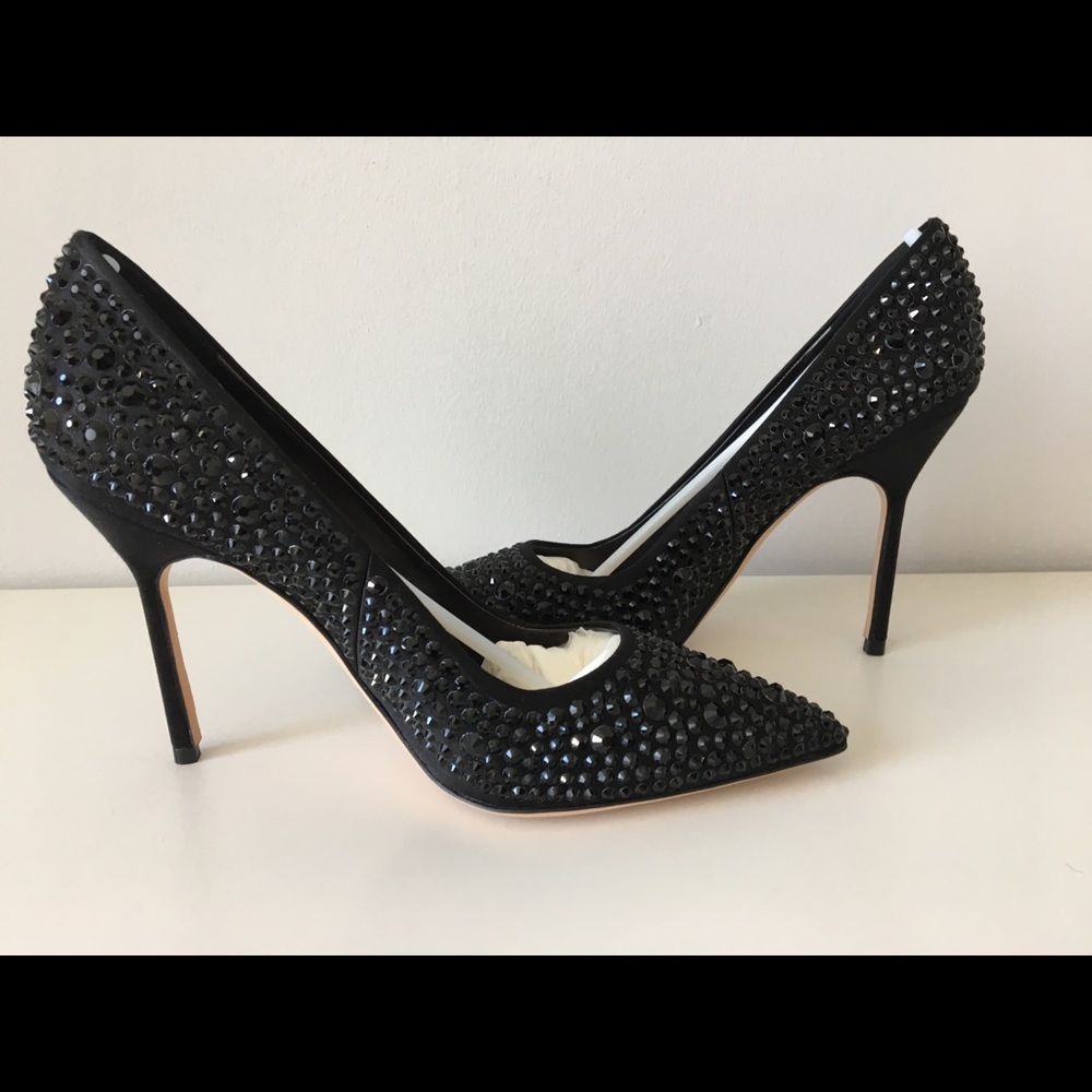 SOLD❗Manolo Blahnik BB Jet Crystal-Coated Satin Pumps - Picture 5 of 9